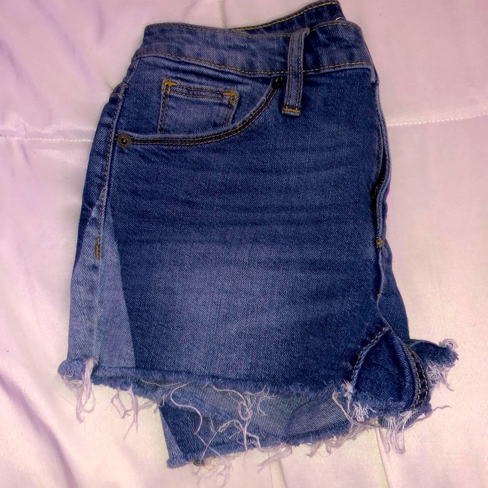 Universal thread jean shorts